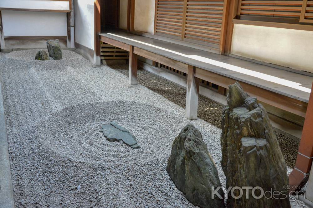 日本最小の庭園　東滴壺　