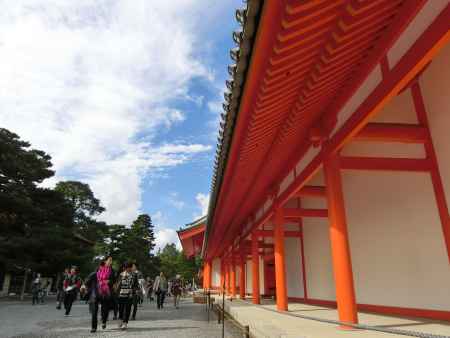 秋の京都御所一般公開 承明門回廊