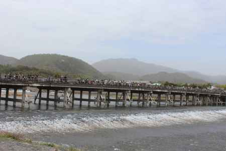 嵐山公園　渡月橋と小倉山と愛宕山