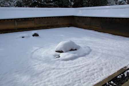 冬の龍安寺方丈庭園4