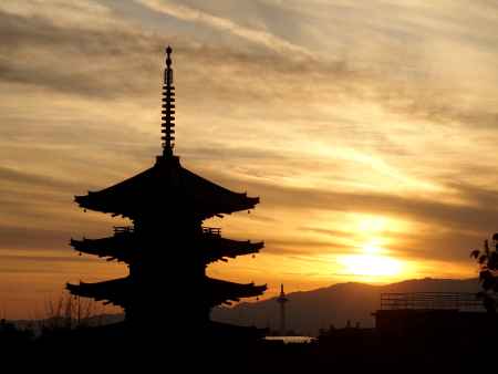 2019　冬　八坂の塔と京都タワー　3