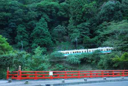 貴船橋と叡山電車