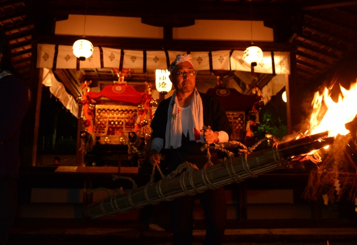 石座神社　岩倉の火祭 メインイメージ