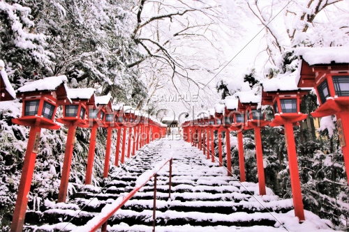 貴船神社参道の雪景色