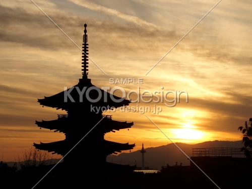2019　冬　八坂の塔と京都タワー　3