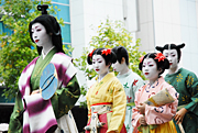 Procession of Renowned Ladies in the Fujiwara Period Wake no Hiromushi