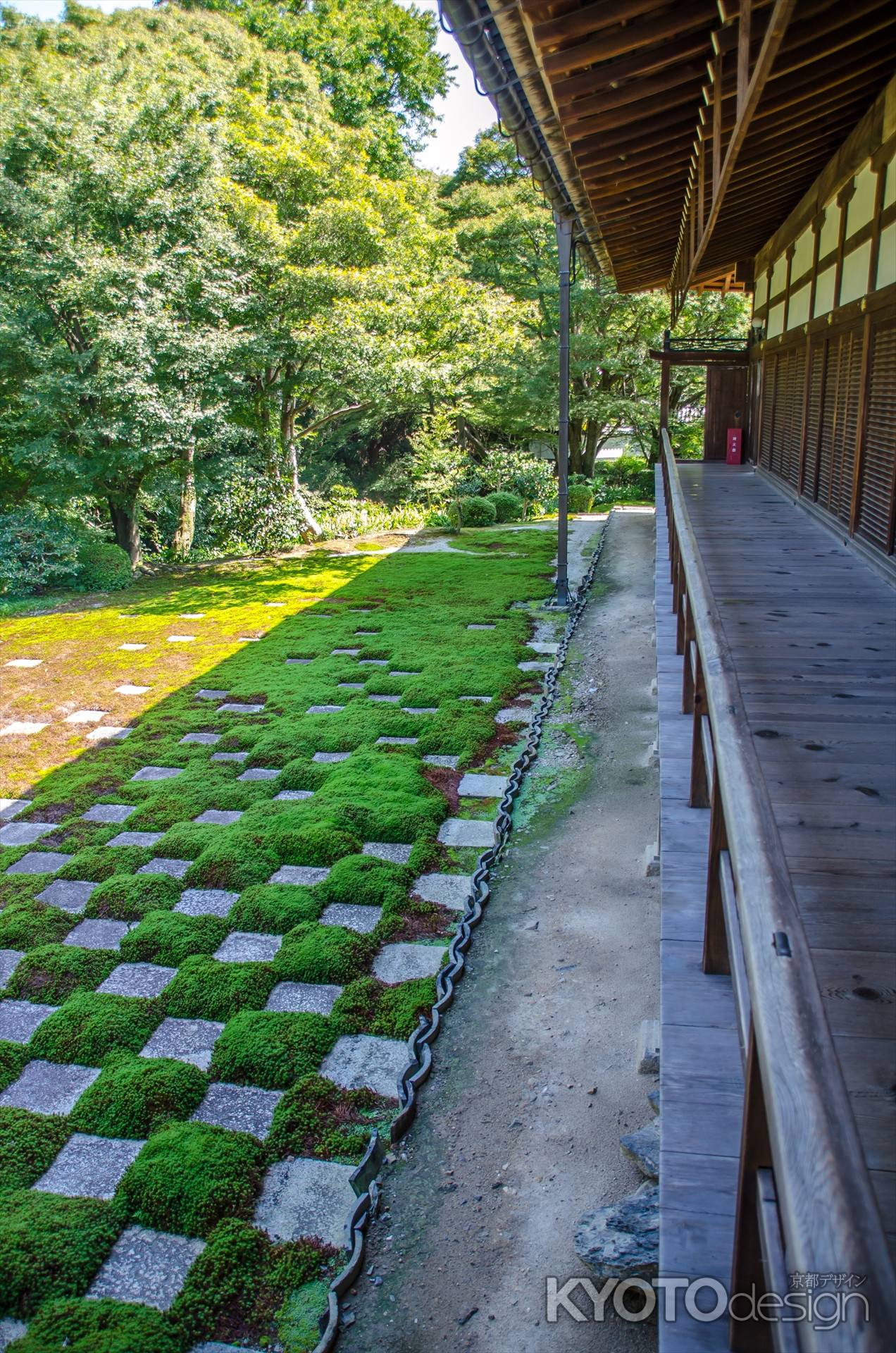 東福寺北庭、小市松の庭を見る