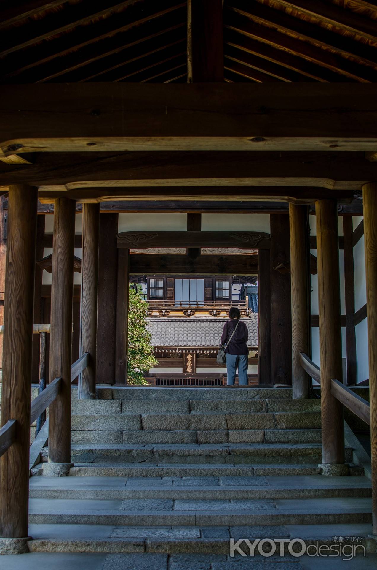 東福寺通天橋から開山堂に繋がる回廊を歩く