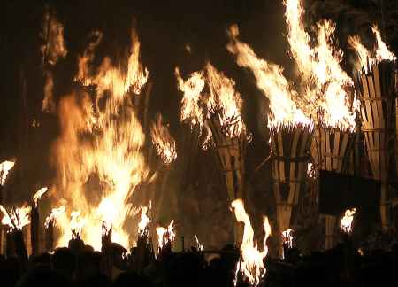 鞍馬の火祭