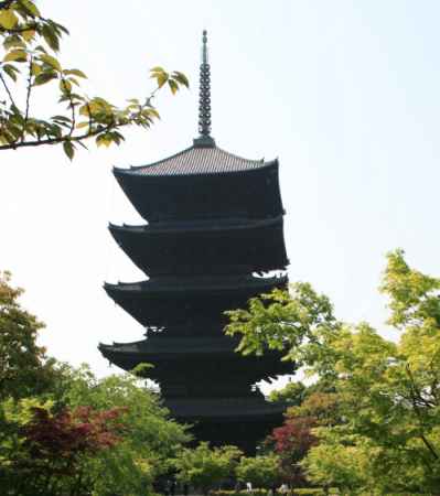 京の冬の旅 〔東寺 五重塔〕