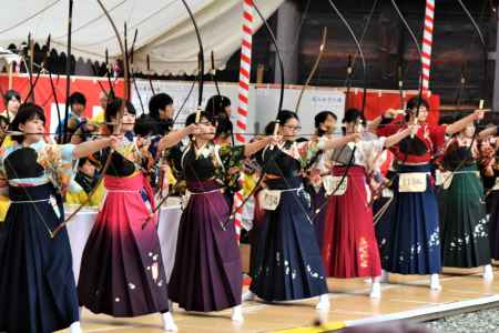 楊枝のお加持と弓引き初め