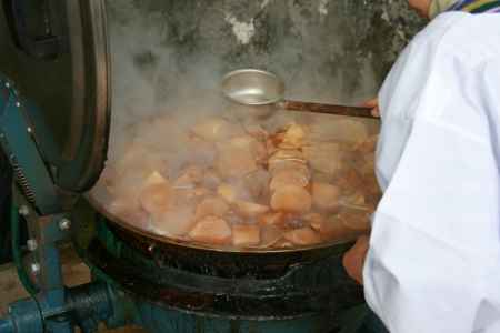 厄落としの大根焚き(祈祷会・御会式)