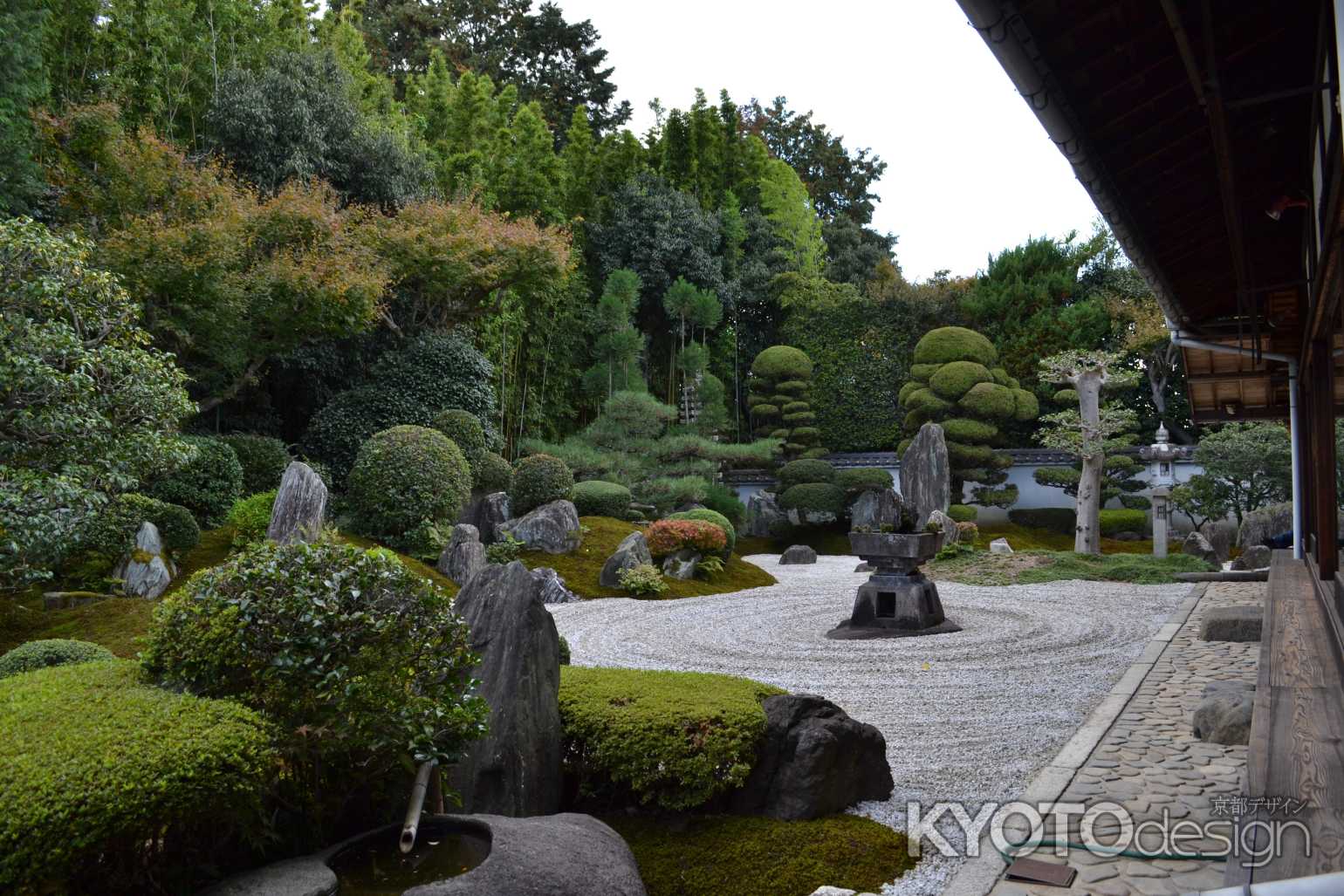 霊雲院