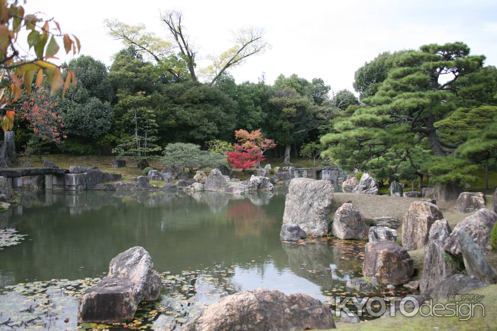 二条城　秋の庭園