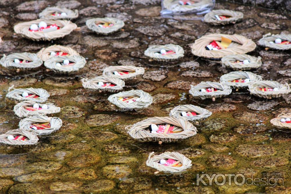 下神神社流し雛