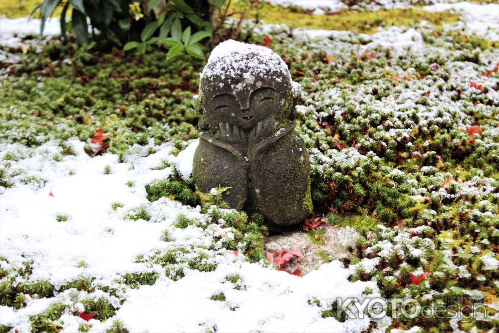 圓光寺、雪のお地蔵さん