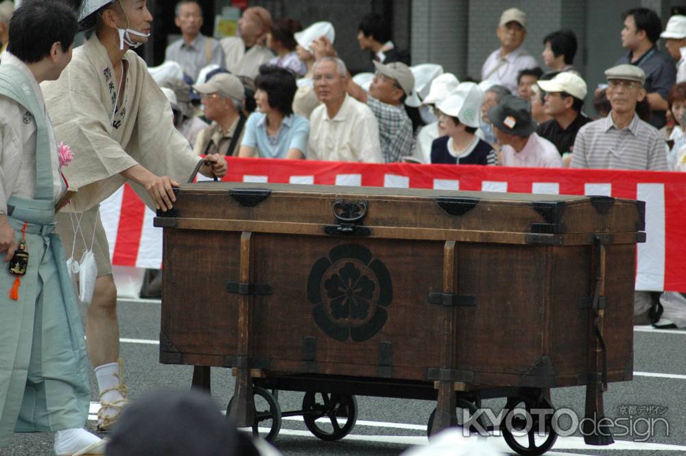 霰天神山のつづら