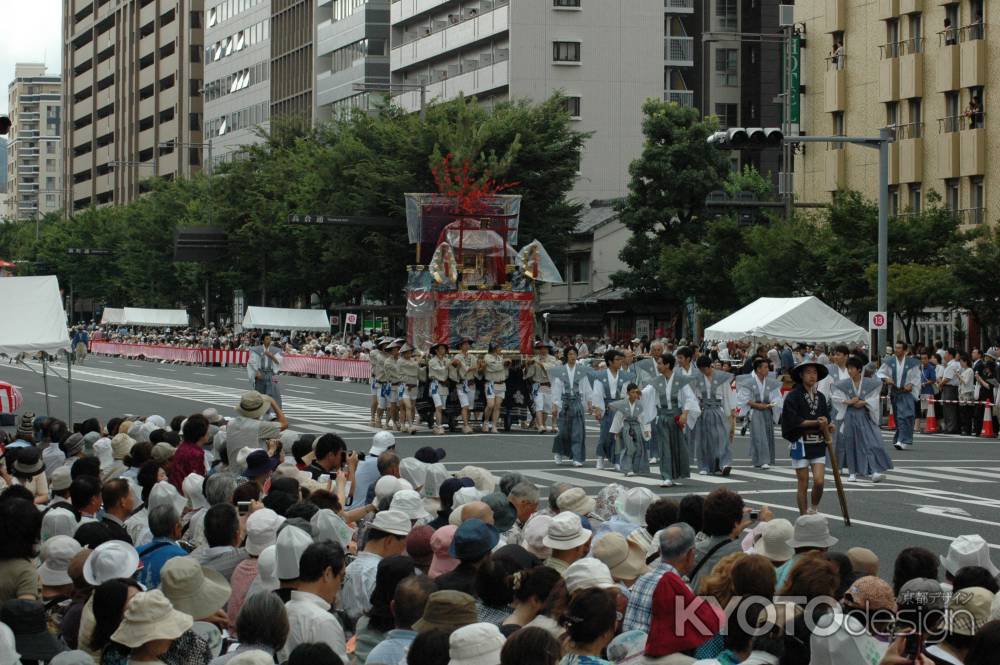 油天神山の行列