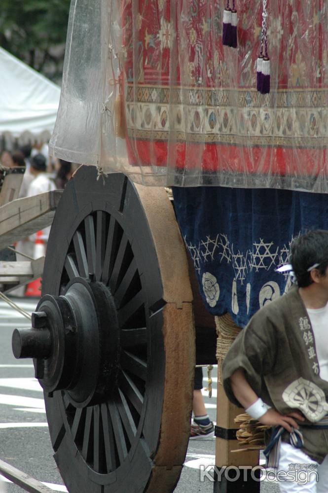 鶏鉾の車輪2