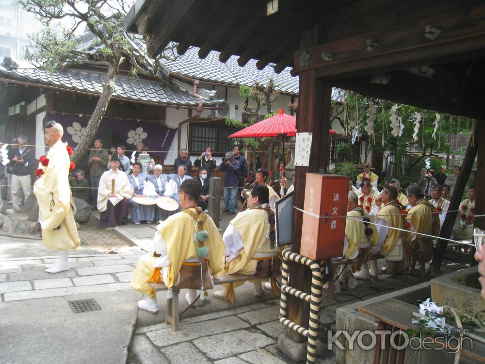 お祭り　山伏による祈祷