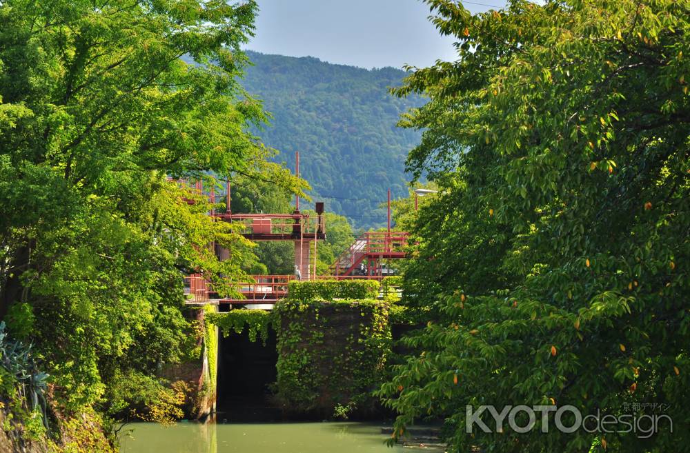 疏水の水門（夷川発電所）