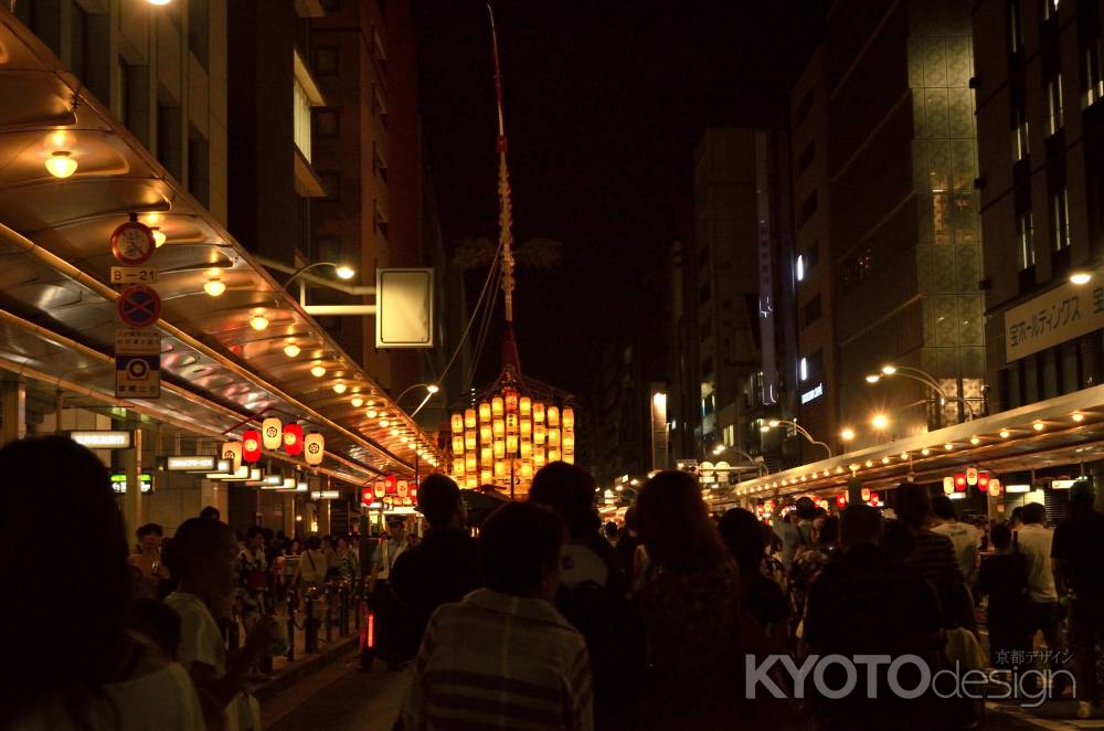 祇園祭・２０１４・長刀鉾（遠景）