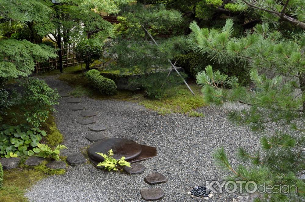 大雲院・庭園アプローチ