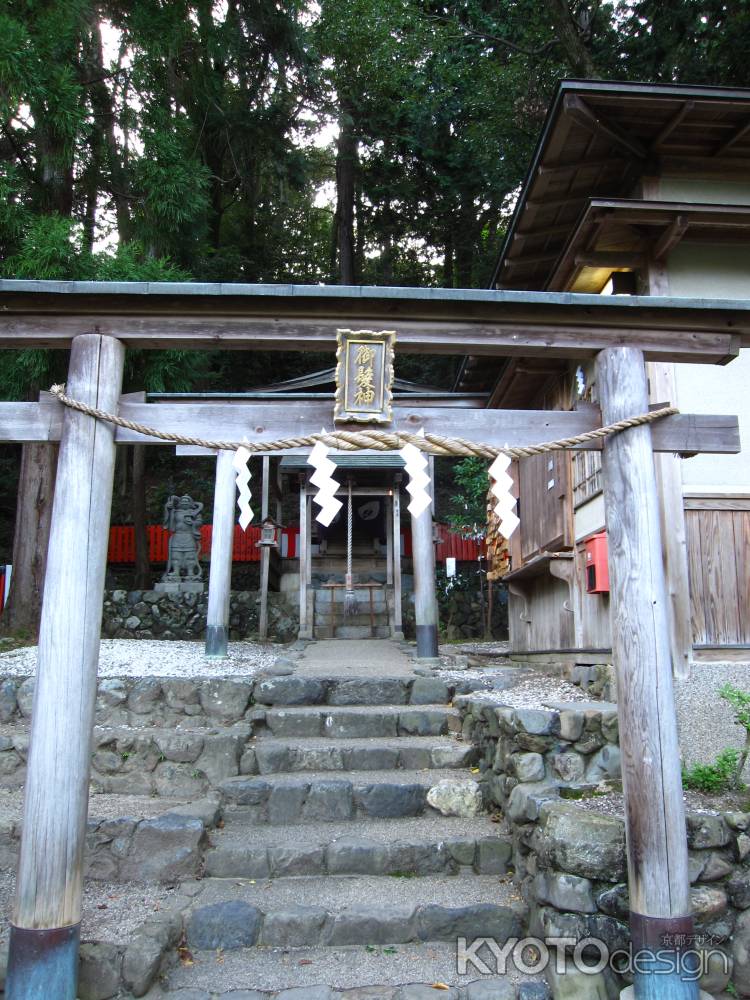 御髪神社の鳥居