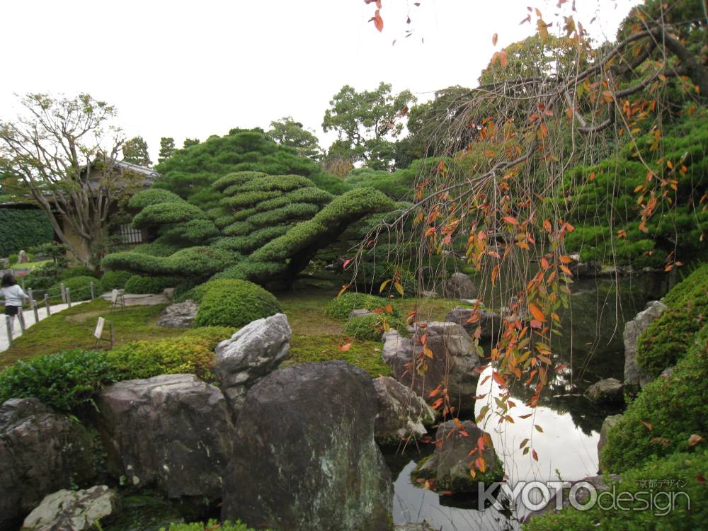 池泉回遊式庭園　室町の庭