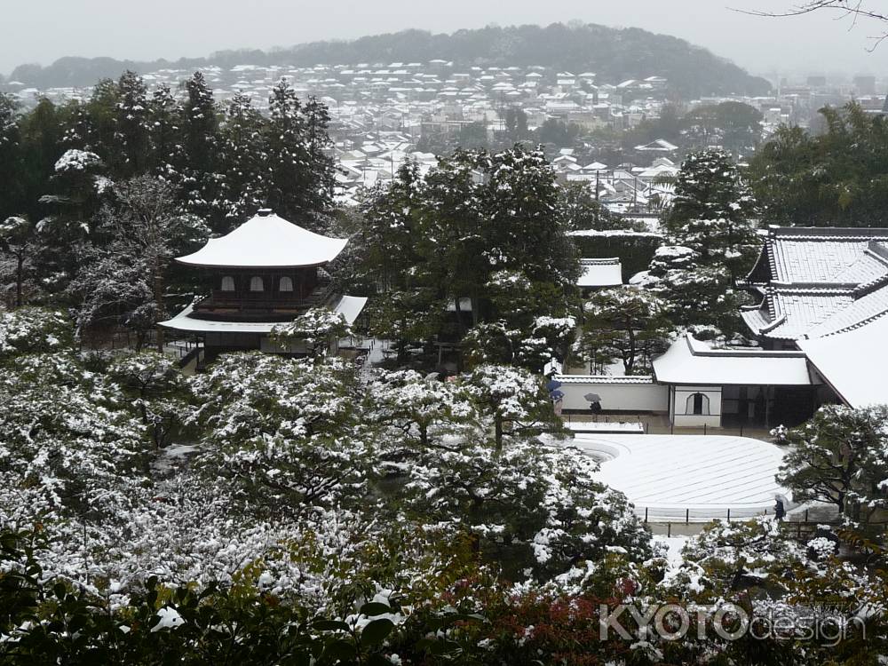 雪の銀閣寺