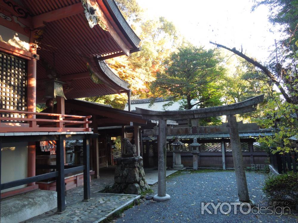 諸羽神社　境内2