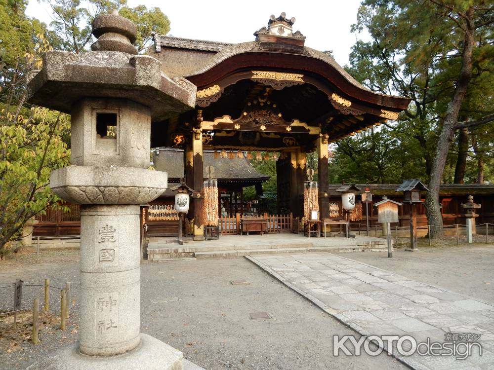 豊国神社灯篭