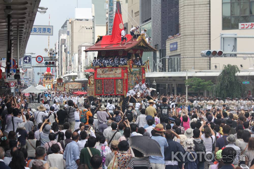 祇園祭　山鉾巡行　辻回し