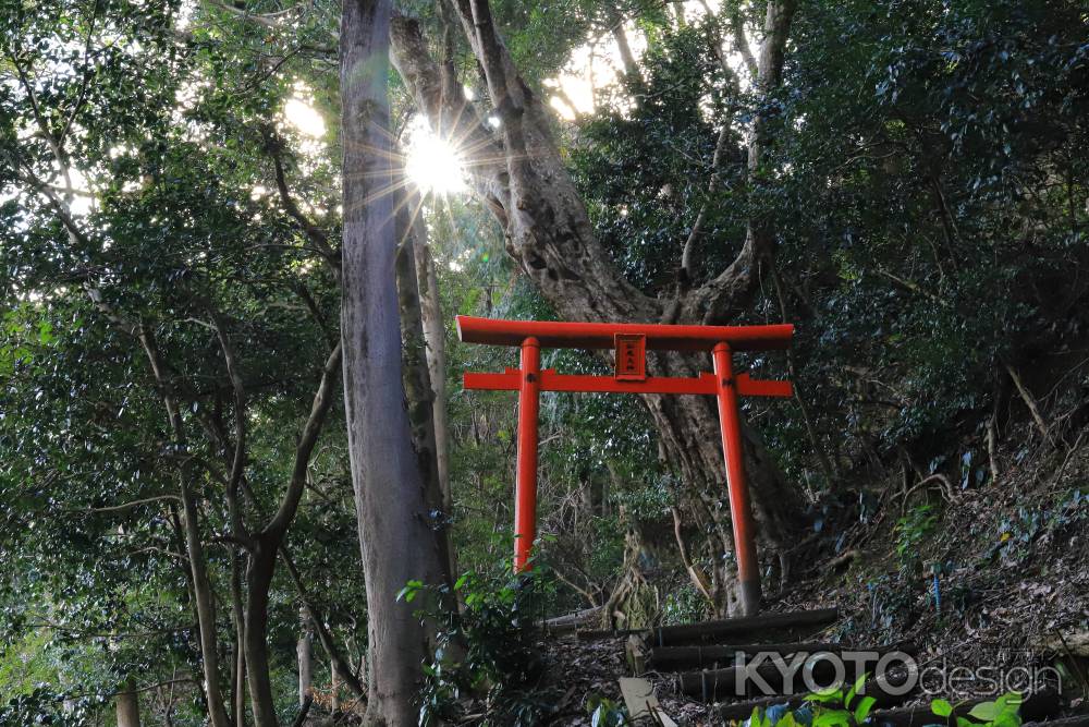 松尾大社磐座登拝入り口の鳥居