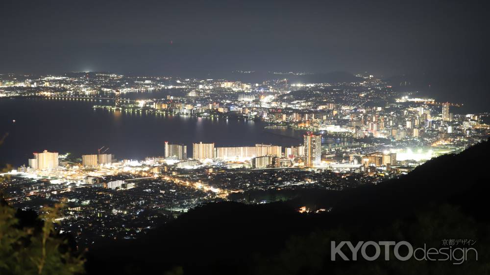 比叡山からの大津市の夜景