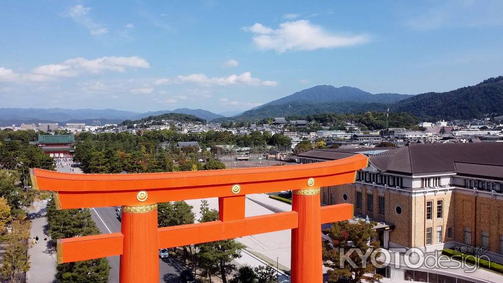 平安神宮の大鳥居