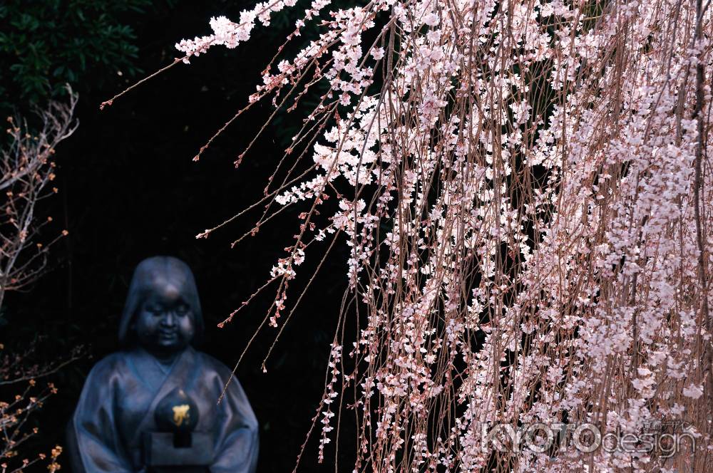 おかめさんと阿亀桜