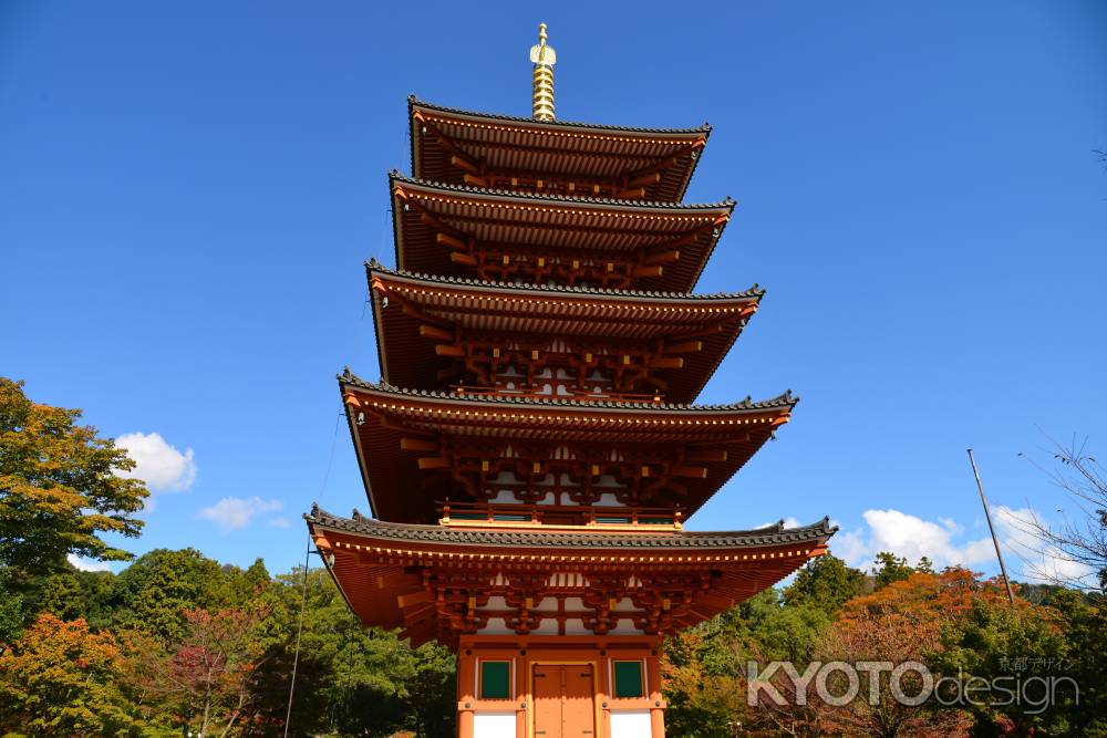 成相寺　五重塔