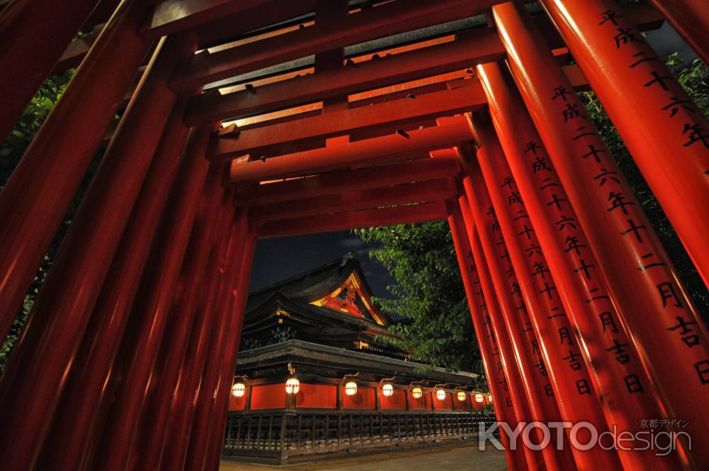 北野天満宮　臥牛の祠と鳥居