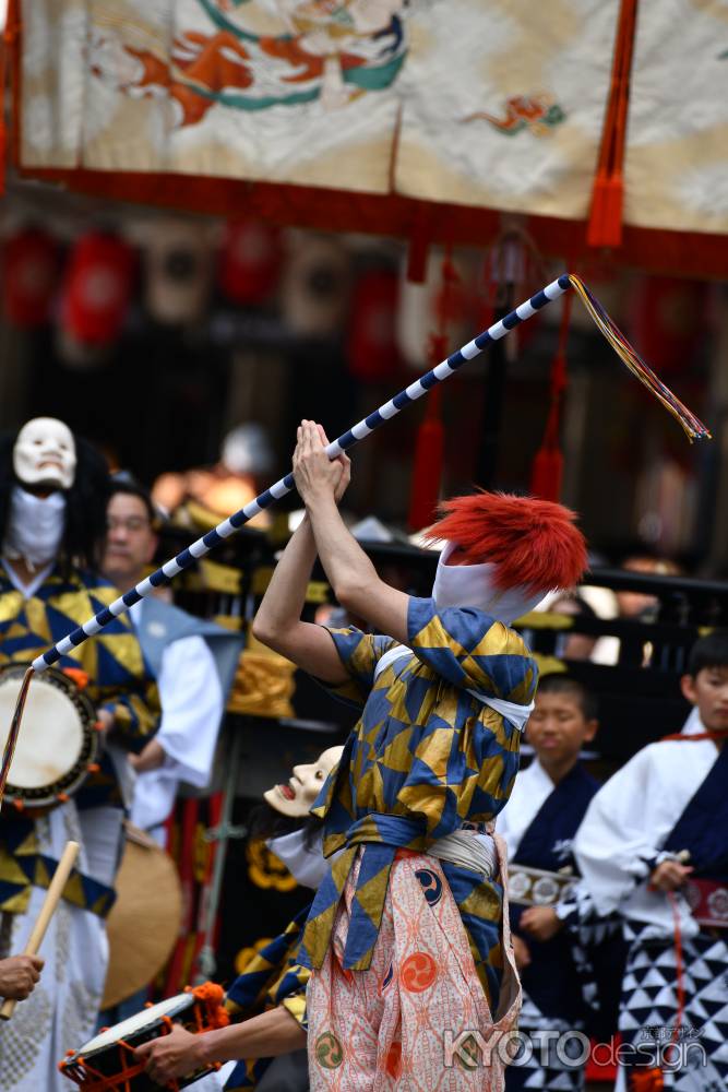 祇園祭　山鉾巡行　綾傘鉾　棒振り囃子　赤熊