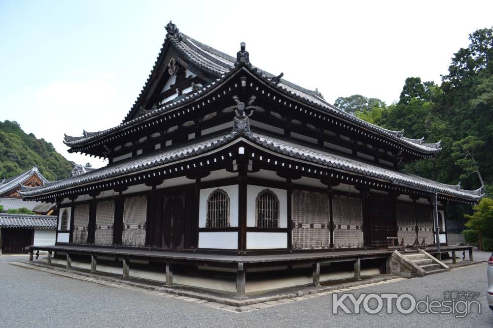 泉涌寺　舎利殿