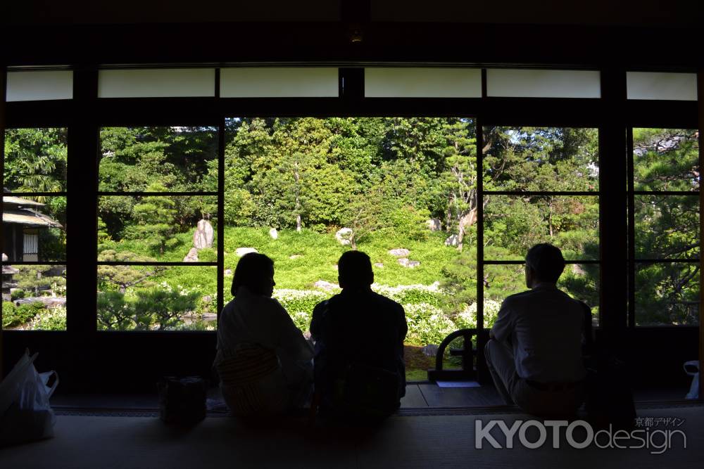 両足院　書院からの眺め