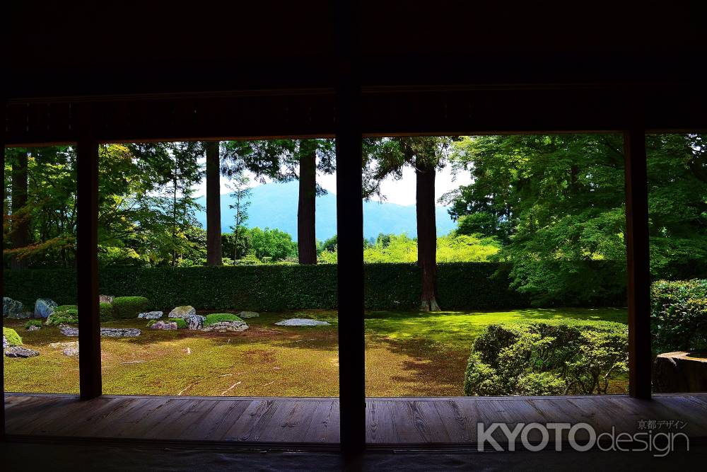 名勝　夏の圓通寺庭園