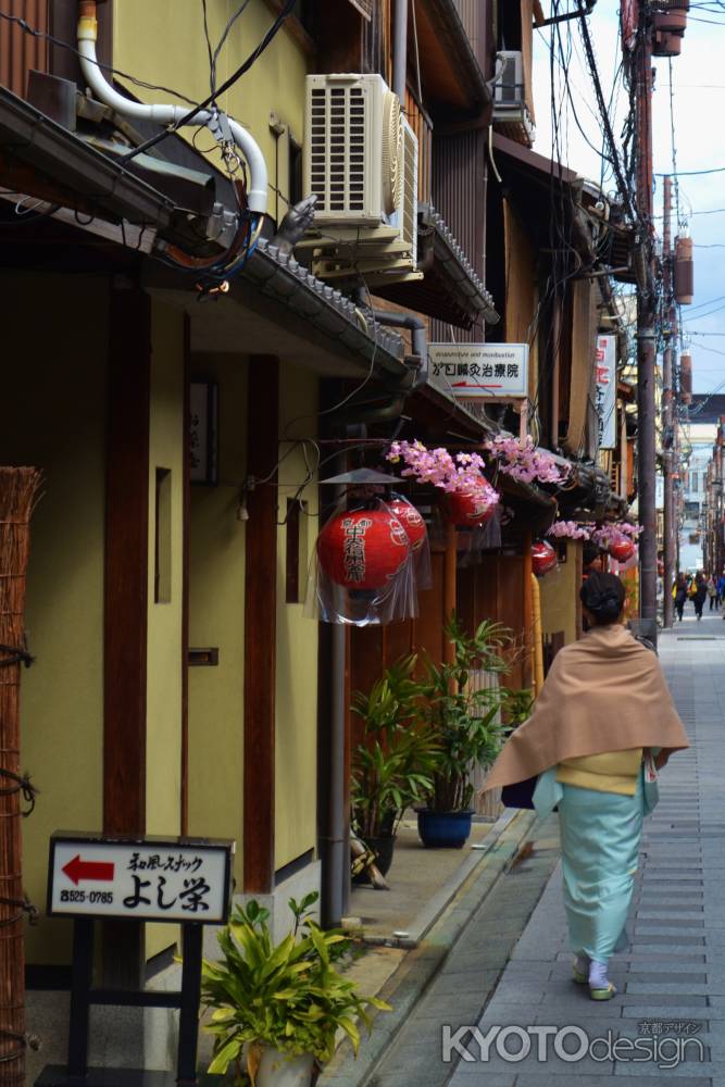 宮川町　路地２