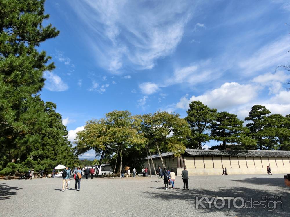 青空の京都御苑