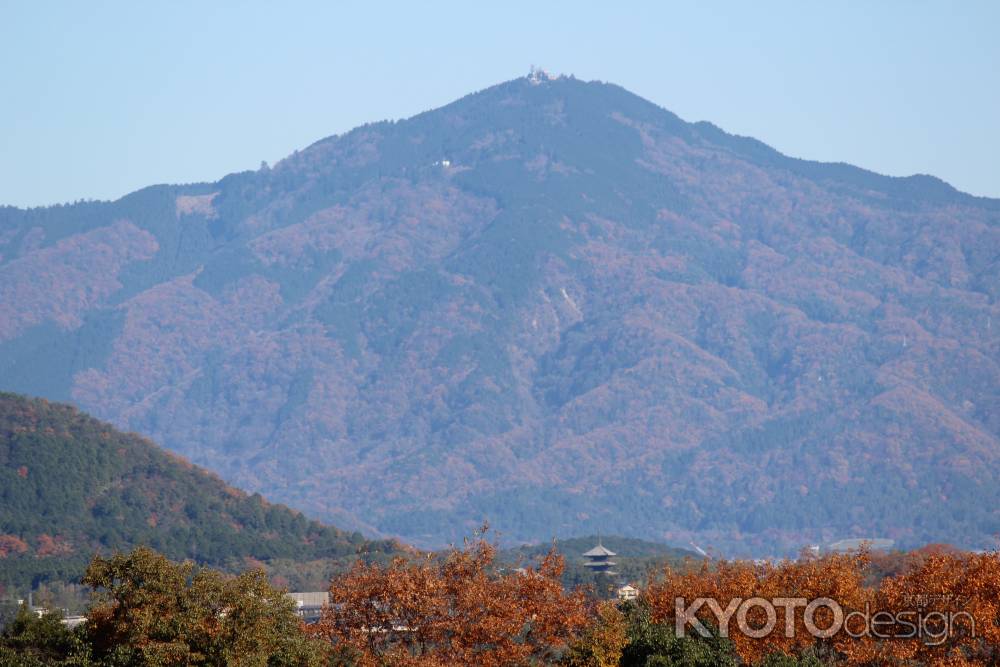 比叡山と仁和寺五重塔