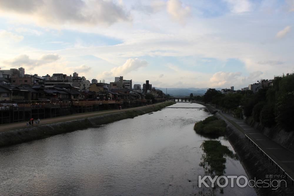 鴨川　