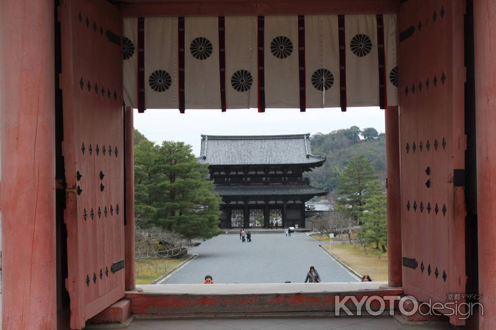 仁和寺の山門