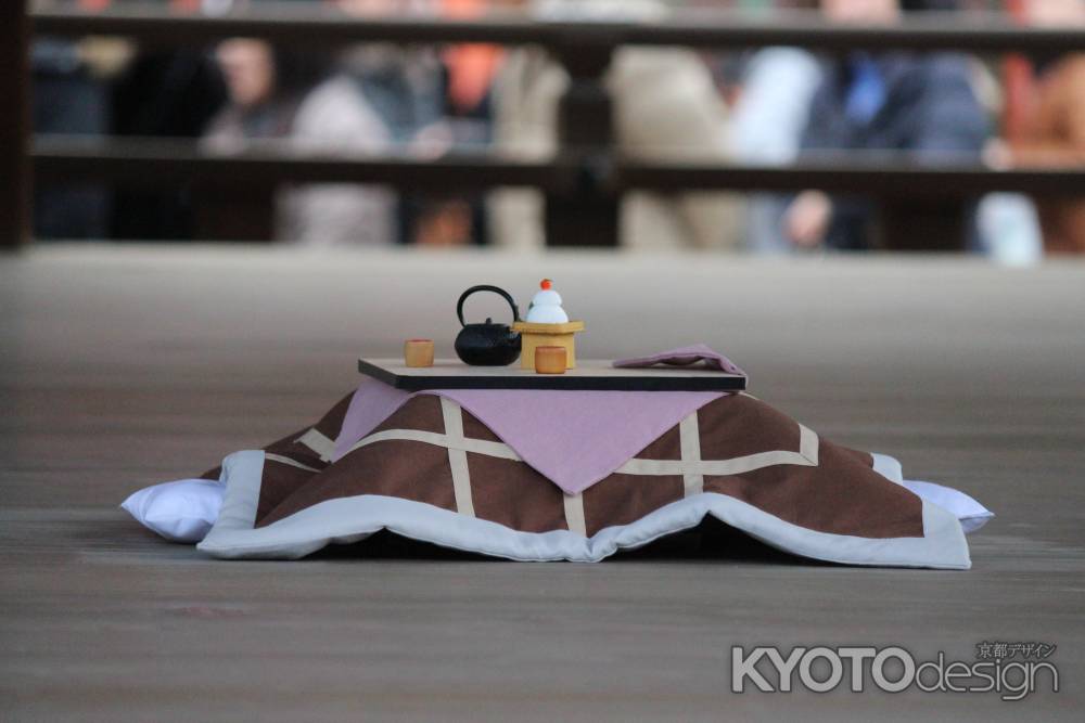 下鴨神社　初詣　舞台の飾り