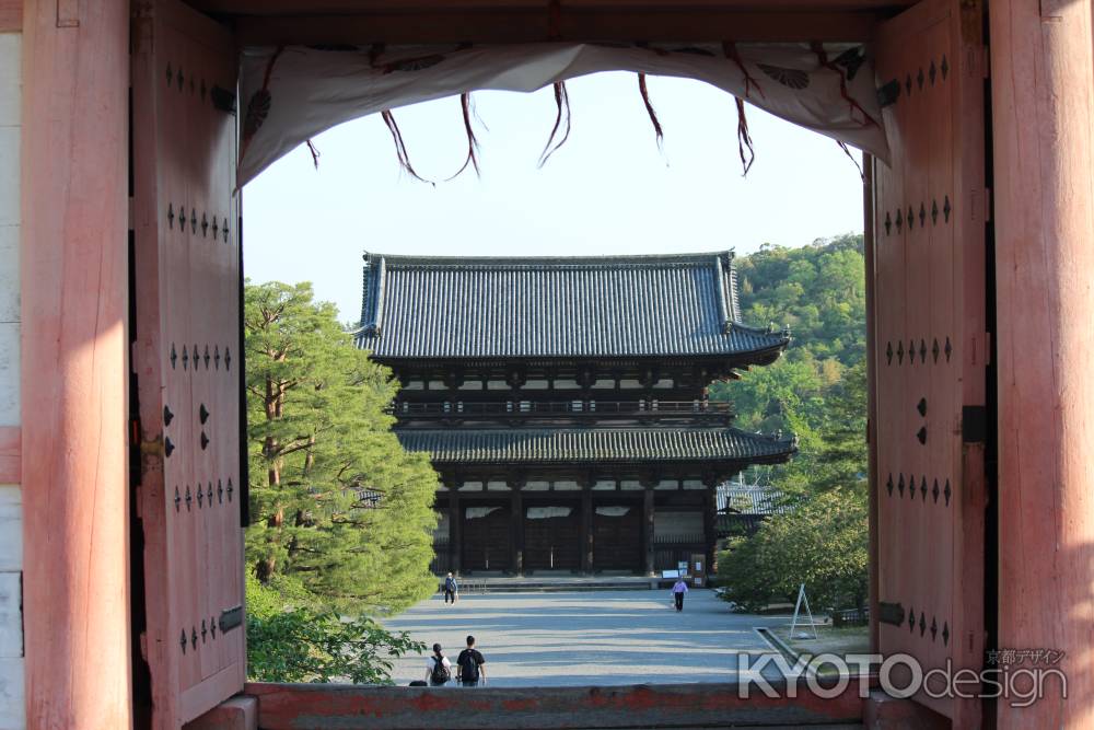 仁和寺　中門からの眺め